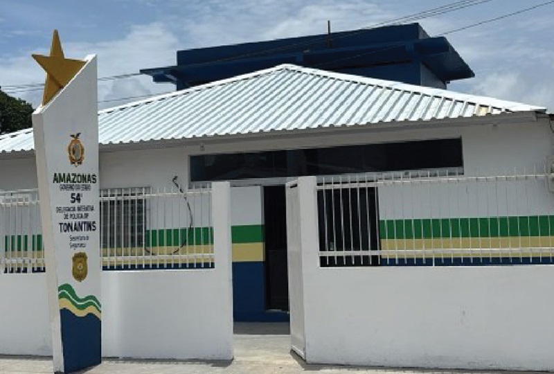 Homem chega bêbado em casa, agride companheira e acaba preso em Tonantins