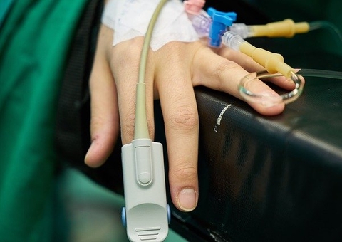 Covid: EUA anunciam envio de R$180 milhões ao Brasil para compra de insumos