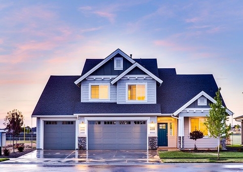 Mulher é multada por desistir de compra de imóvel antes da posse 