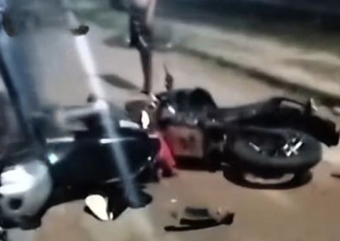 Jovens morrem e bebê fica ferido em acidente entre motocicletas em Manacapuru