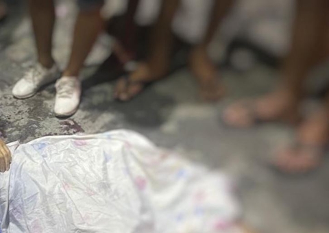 Criminosos perseguem e matam homem em rua do Tancredo Neves