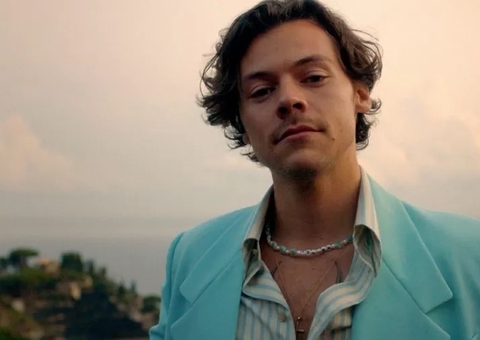 Produtora anuncia vinda de Harry Styles ao Brasil em 2022