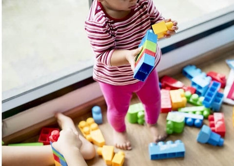 Plano de saúde terá que custear tratamento de equoterapia para criança com autismo