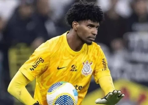 Dívida com o Flamengo pode atrapalhar compra de Hugo Souza pelo Corinthians