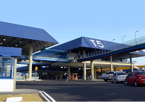 Assaltante de ônibus foragido da polícia é preso após ser reconhecido no T5