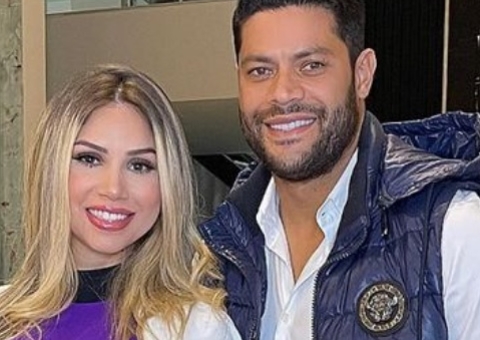 Hulk dá a mulher carro de R$ 1 milhão como presente de formatura