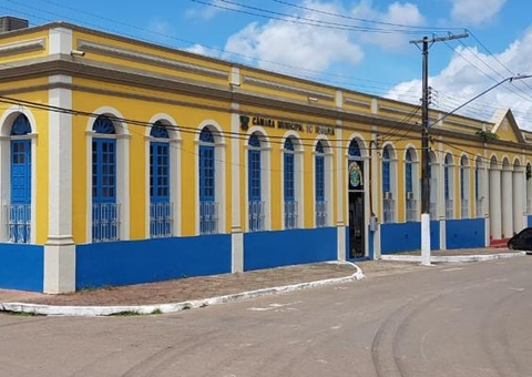 Polícia faz busca e apreensão na Câmara dos Vereadores de Humaitá