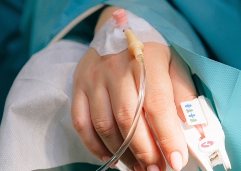 Internações de pessoas entre 20 e 39 anos triplicam em Pernambuco