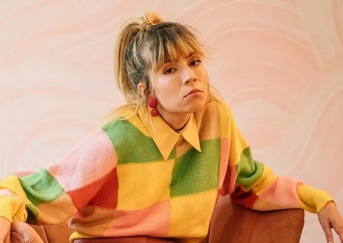 'Estou Feliz Que Minha Mãe Morreu', diz atriz de 'iCarly' em título de autobiografia