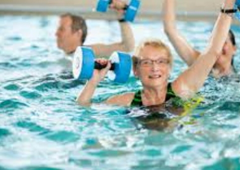 Centro de convivência com piscina leva R$ 3,5 milhões de Novo Airão