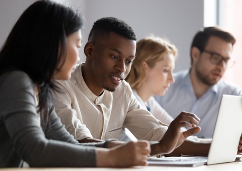 IEL divulga 41 vagas para estágio e cinco para emprego no Amazonas