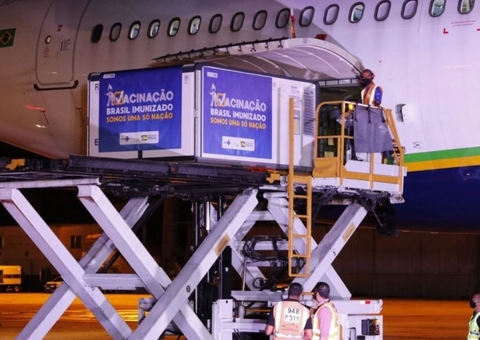 Fiocruz recebe mais um carregamento de insumos para produção de vacina