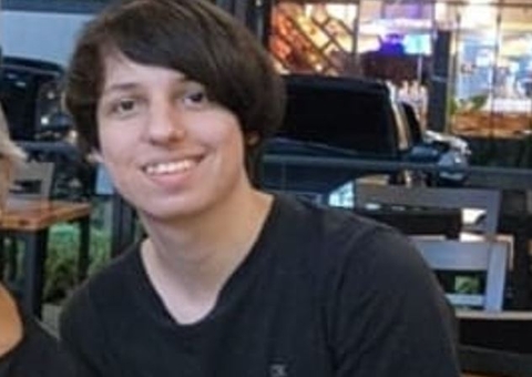 Família pede ajuda para encontrar jovem desaparecido em Manaus