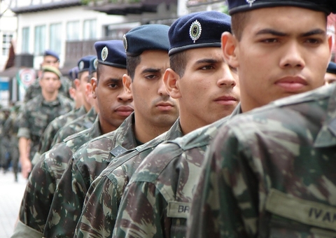 Prefeitura de Manaus alerta sobre mensagens falsas de alistamento militar on-line