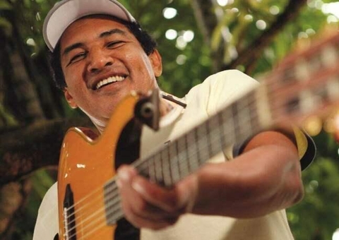 Projeto 'Arte pela Cidade' tem show de Cileno na Ponta Negra neste domingo 