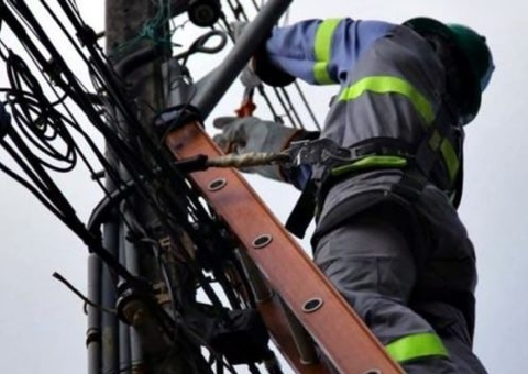 Aneel prorroga proibição de corte de energia em todo o país