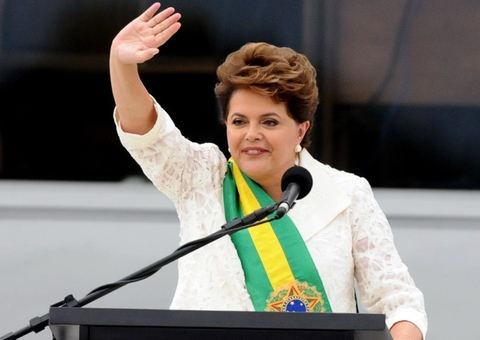 Por unanimidade, TCU absolve Dilma em caso da refinaria da Petrobras