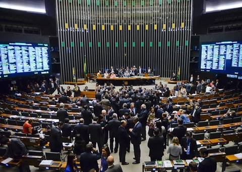 Congresso inicia sessão para analisar vetos presidenciais sobre orçamento