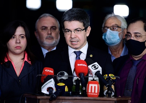 Senadores protocolam pedido de CPI para apurar corrupção no MEC