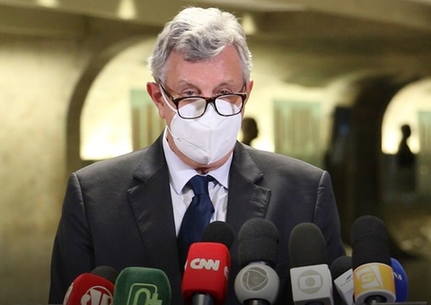 Heinze pede que PF investigue estudo sobre uso elevado da cloroquina em Manaus