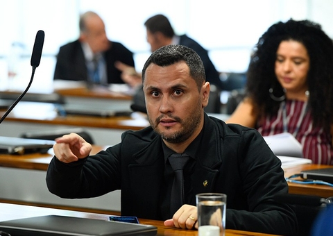 Comissão aprova pena para casos de racismo em eventos esportivos 