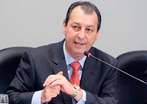 Com mandato até 2031, Omar Aziz e outros 26 senadores tomam posse nesta semana