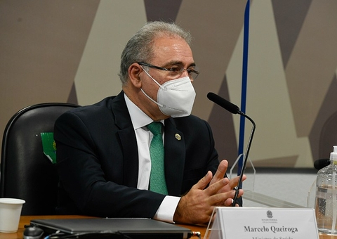 Queiroga admite que governo não contratou quantidade de vacinas anunciada  
