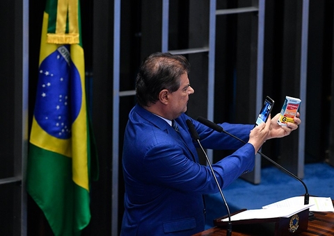 Projeto que torna obrigatória a bula digital vai à sanção