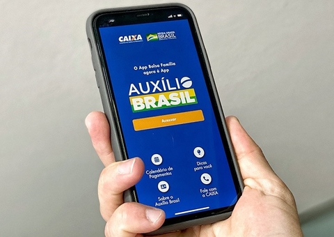 Lula assina MP que mantém Auxílio Brasil e Auxílio Gás  