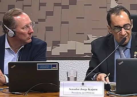 Kajuru comenta falta de provas concretas de Textor e critica empresário