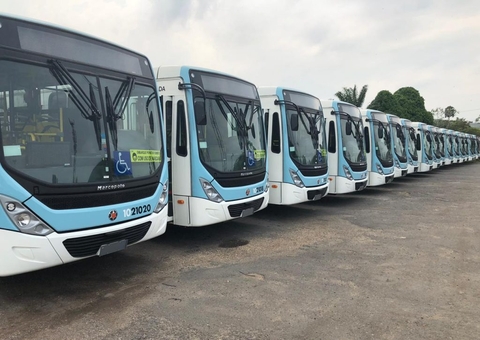 Transporte público de Manaus recebe 44 novos ônibus nesta quinta-feira 