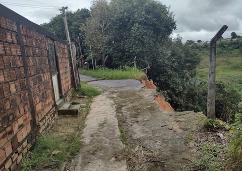 Chuva desta quarta-feira causou deslizamento e outras 64 ocorrências em Manaus