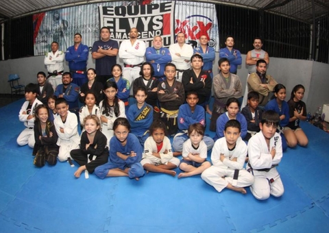 Lutador de MMA Alan Nuguette participa de aulão beneficente de Jiu-Jítsu em Manaus