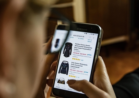 Especialista dá dicas para evitar golpes na Black Friday