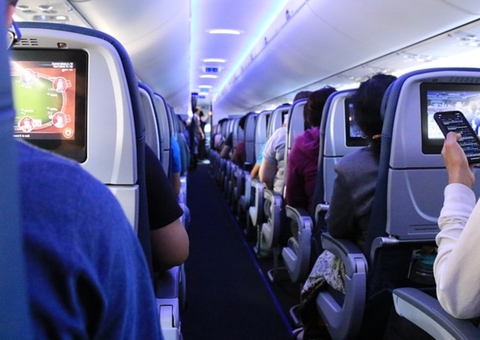 Primeiro voo de deportados dos EUA pousa em Manaus