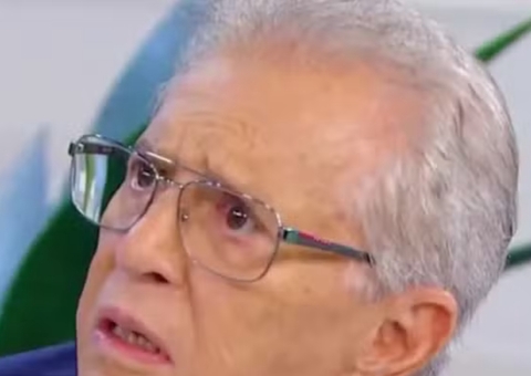 Carlos Alberto de Nóbrega é internado em São Paulo