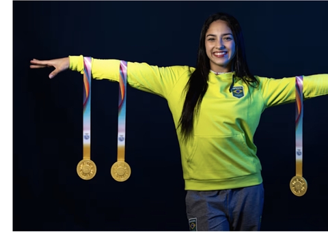 Ginasta Julia Soares e ator Igor Jansen assumem namoro: 'Mais linda'