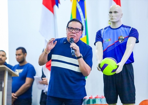 Prefeitura de Coari premia atletas e apresenta seleções municipais em evento oficial