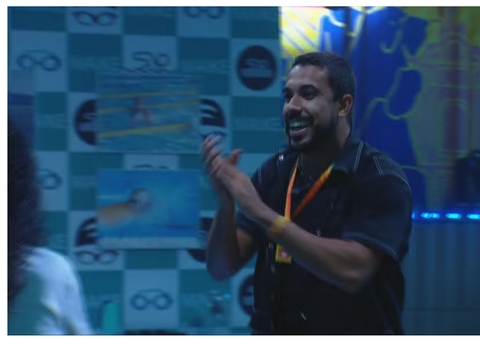 Festa do Líder Maike tem pagode e conquistas esportivas do brother