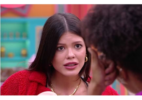 Vitória Strada desabafa sobre embates: ‘protagonismo cansa’