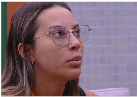 Renata descobre resultado de enquete do líder 