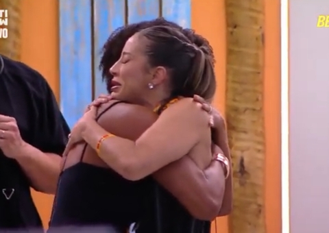 Renata sobre briga com Aline: “2 milhões custoso”