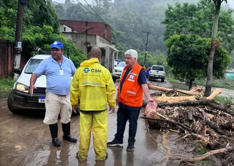 Prefeito de Angra dos Reis pede apoio federal para construir abrigos