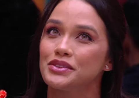 Eva se surpreende com críticas de João Pedro que Renata escondeu 