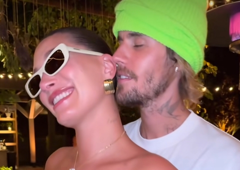 Hailey Bieber “some” e fãs especulam nascimento de baby Bieber 