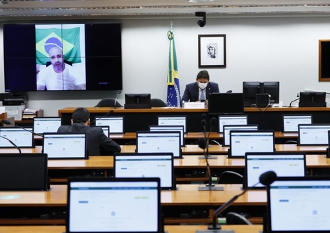Câmara aprova abertura de novo processo contra deputado Daniel Silveira  