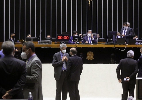 Câmara vota da PEC da reforma eleitoral em segundo turno