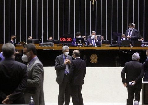 Câmara aprova emendas do Senado a PL que aumenta número de juízes