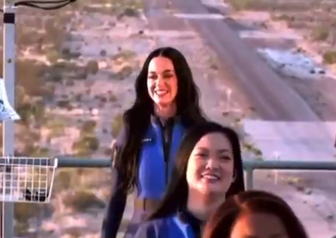 Katy Perry no espaço: Veja momento em que  foguete da Blue Origin é lançado