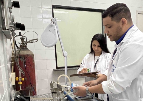 Ipem-AM verifica ‘bafômetros’ que serão utilizados pelo Detran durante Festival de Parintins